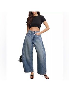 NWT Good American EXTREME BARREL Jeans SIZE 8